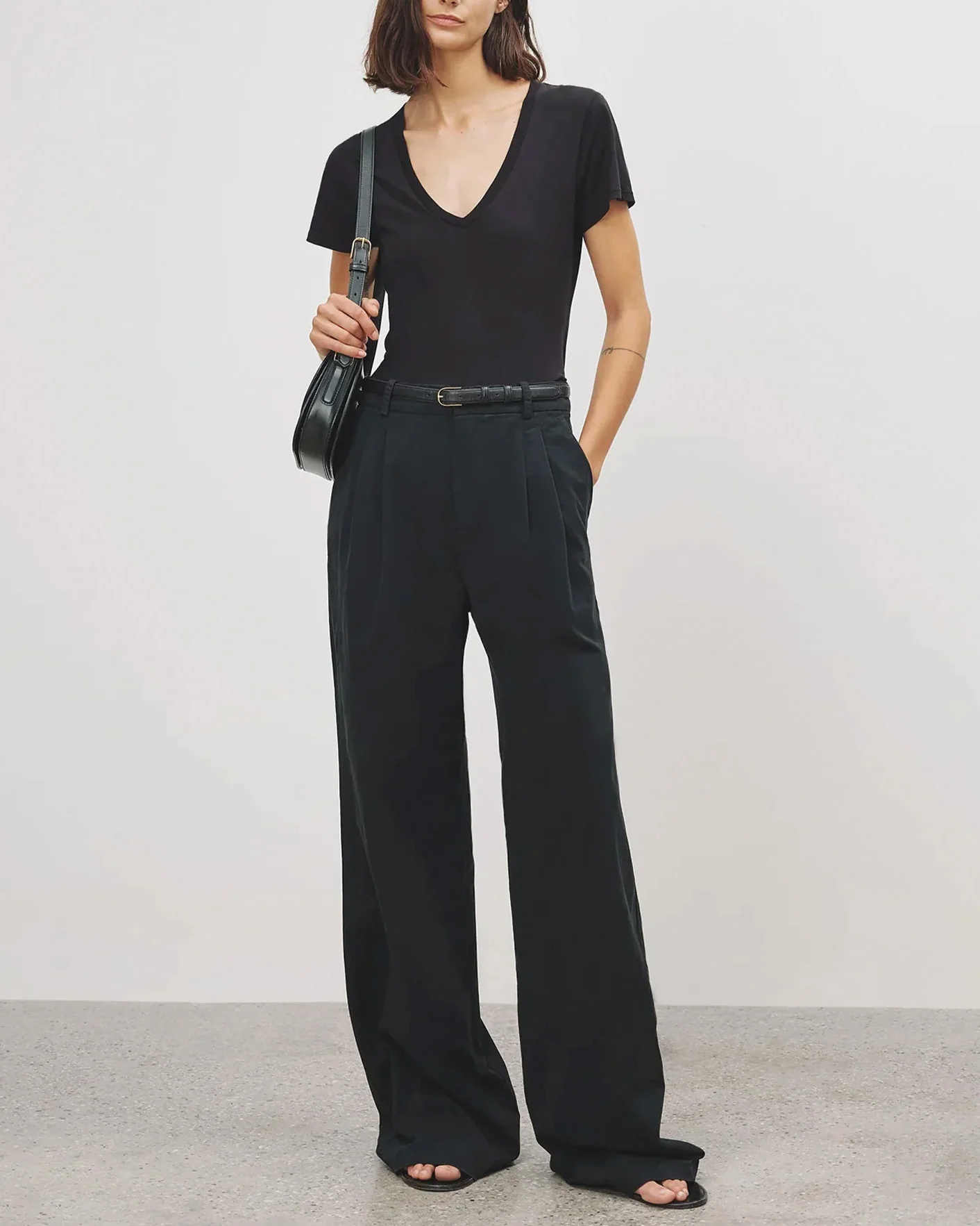 Carol V-Neck Tee Shirt | Black - Image 4