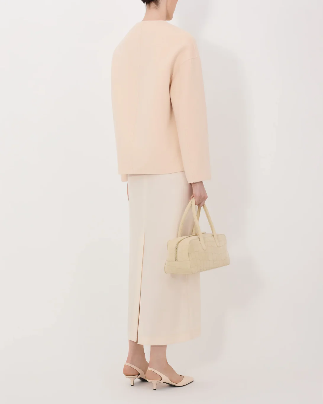 Maara Oval-Shaped Jacket | Cream Rose - Image 5