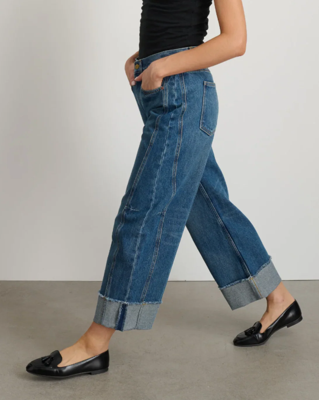 Relaxed Cuffed Lasso | Vista Blue - Image 3